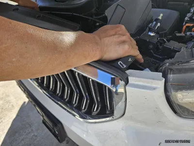 2021 Volvo XC40 VIN: