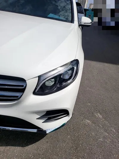 2019 Mercedes-Benz GLC 300 VIN: