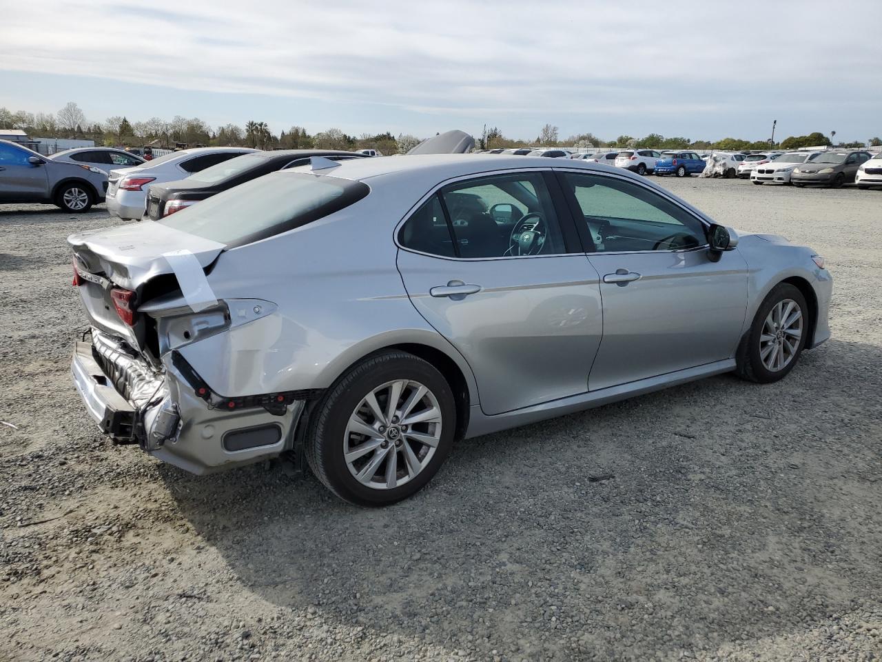 2022 TOYOTA CAMRY LE VIN:4T1R11AKXNU704986