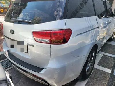 2016 Kia Carnival VIN: