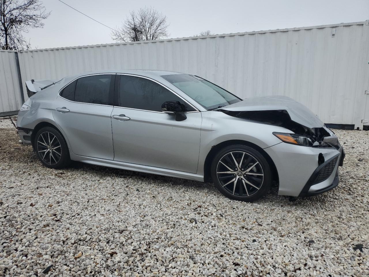 2022 TOYOTA CAMRY SE VIN:4T1G11AK2NU670551