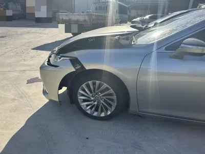 2018 Lexus ES 300 VIN: