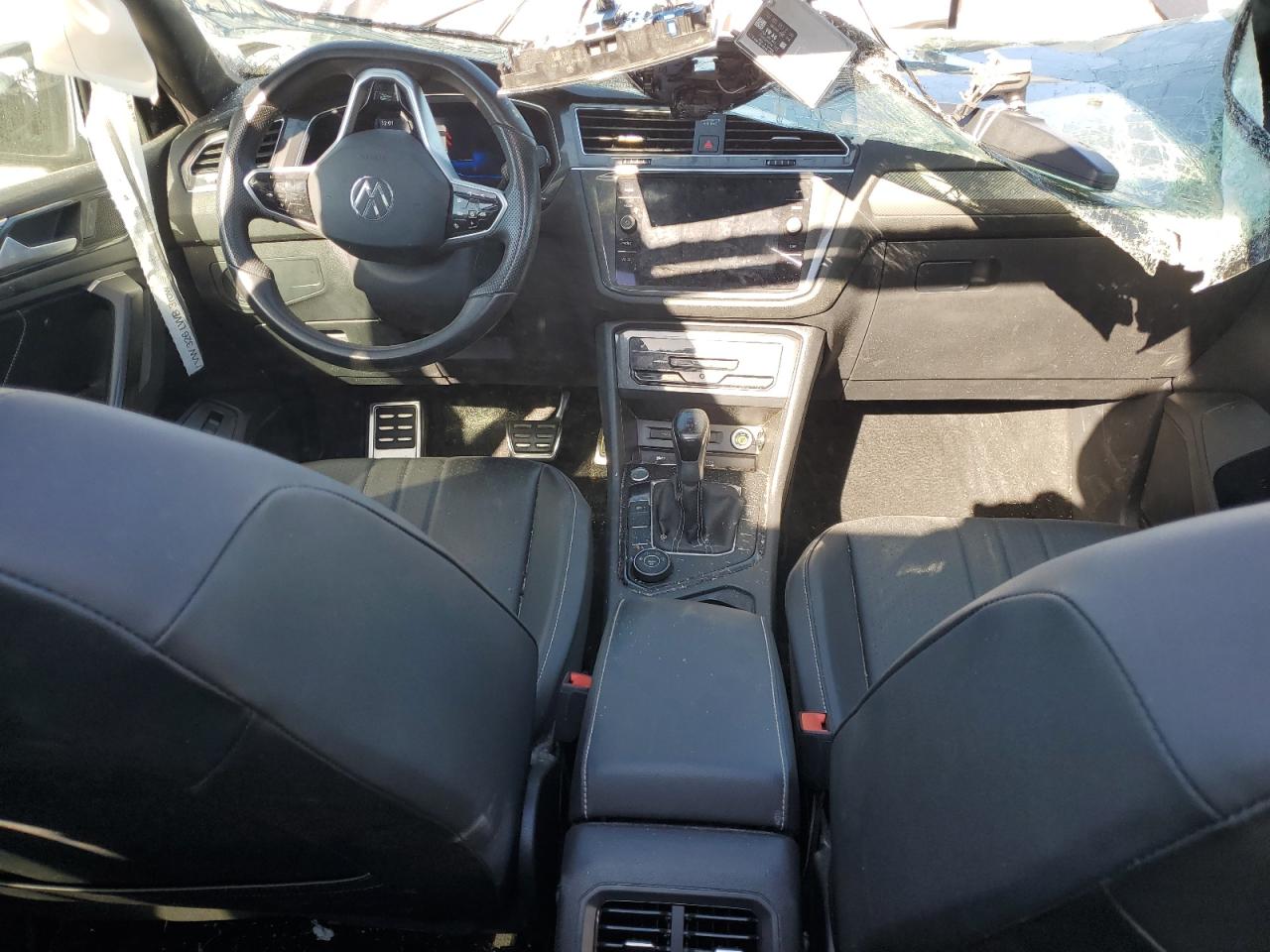 2022 VOLKSWAGEN TIGUAN SE R-LINE BLACK VIN:3VV8B7AX4NM127969