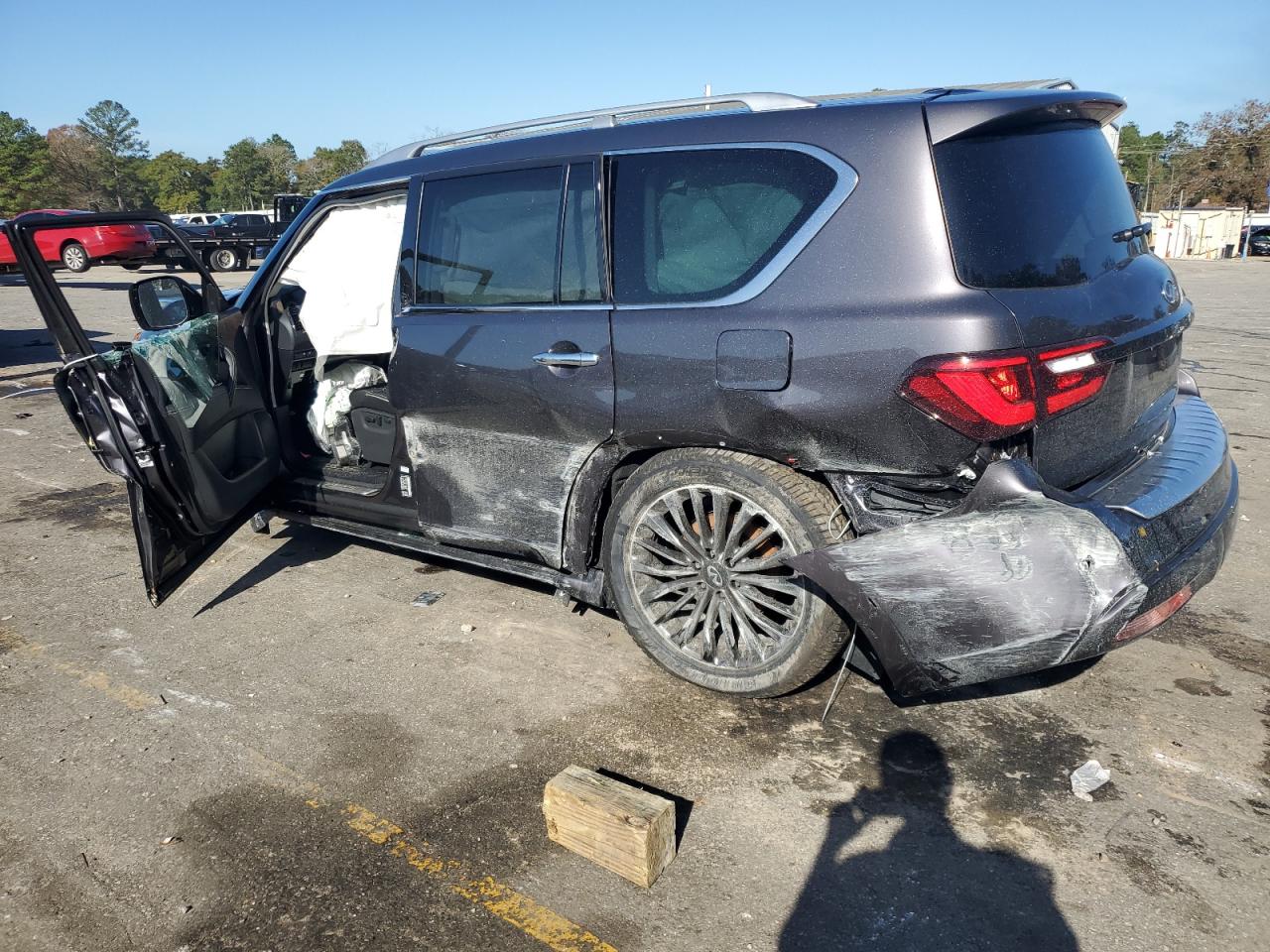 2022 INFINITI QX80 LUXE VIN:JN8AZ2AF0N9744083