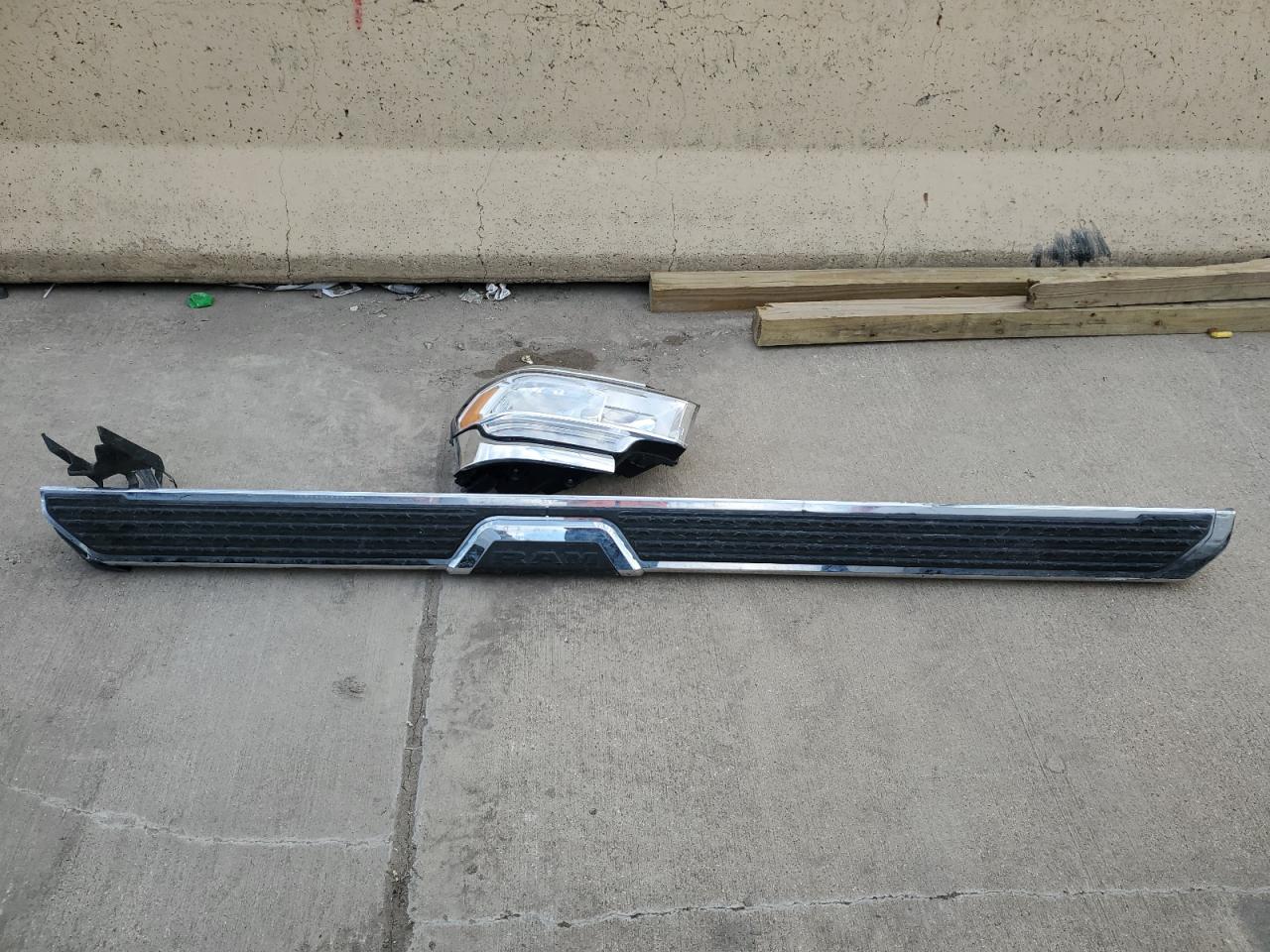 2024 RAM 2500 BIG HORN VIN:3C6UR5DJXRG323821