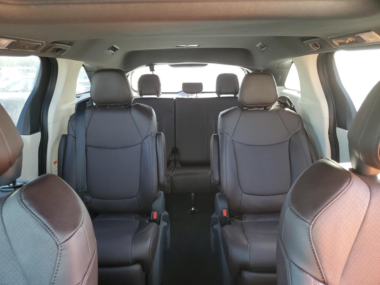 2024 TOYOTA SIENNA LIMITED VIN:5TDERKEC9RS217809