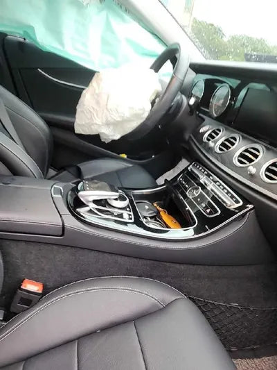 2019 Mercedes-Benz E 220 VIN: