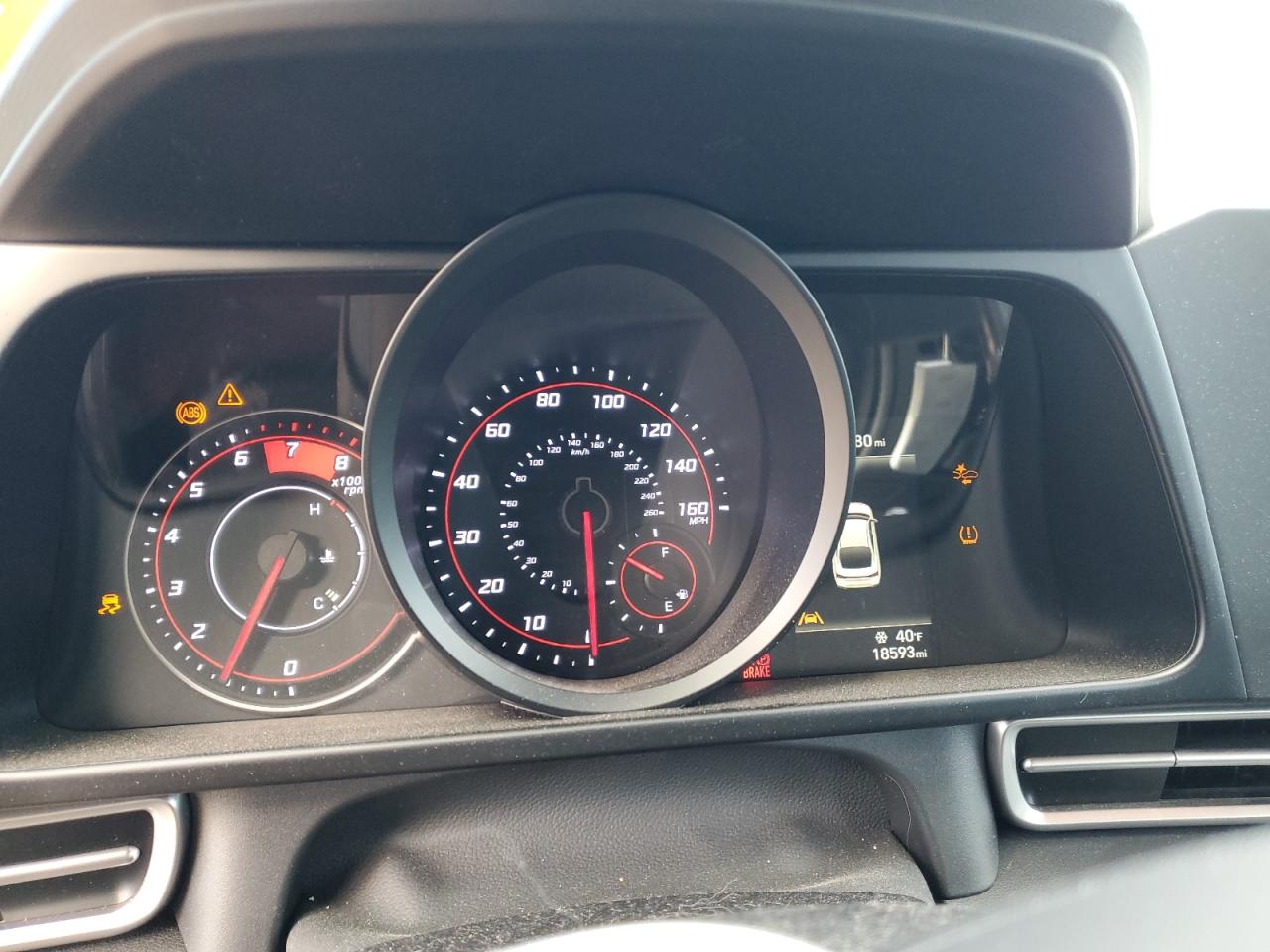 2022 HYUNDAI ELANTRA SEL VIN:5NPLM4AG3NH077010