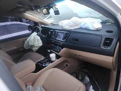 2017 Kia Carnival VIN: