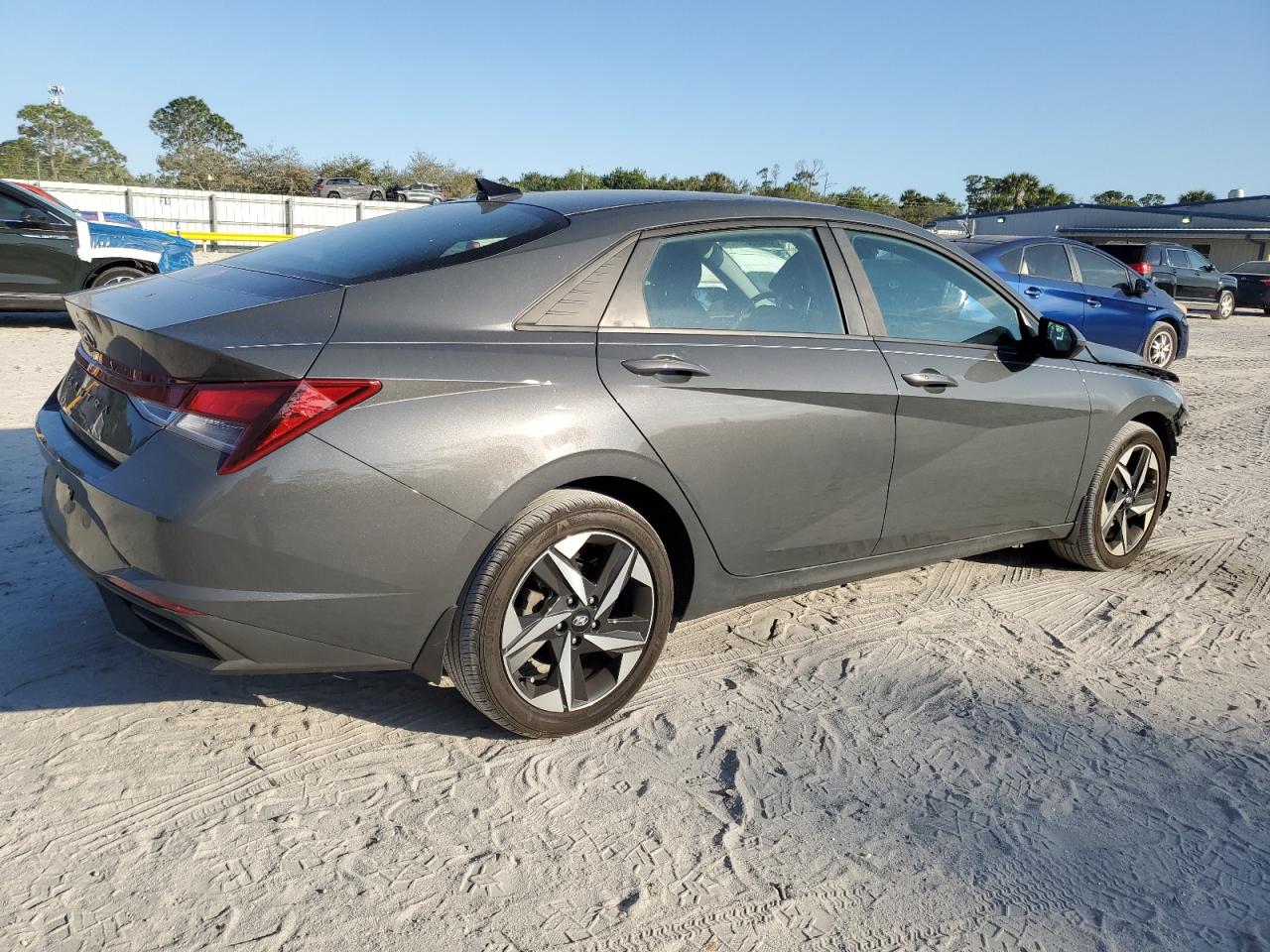 2023 HYUNDAI ELANTRA SEL VIN:KMHLS4AG6PU613832