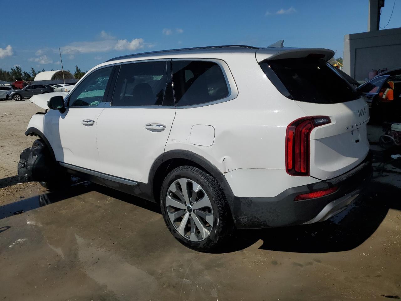 2022 KIA TELLURIDE S VIN:5XYP64HC8NG283736