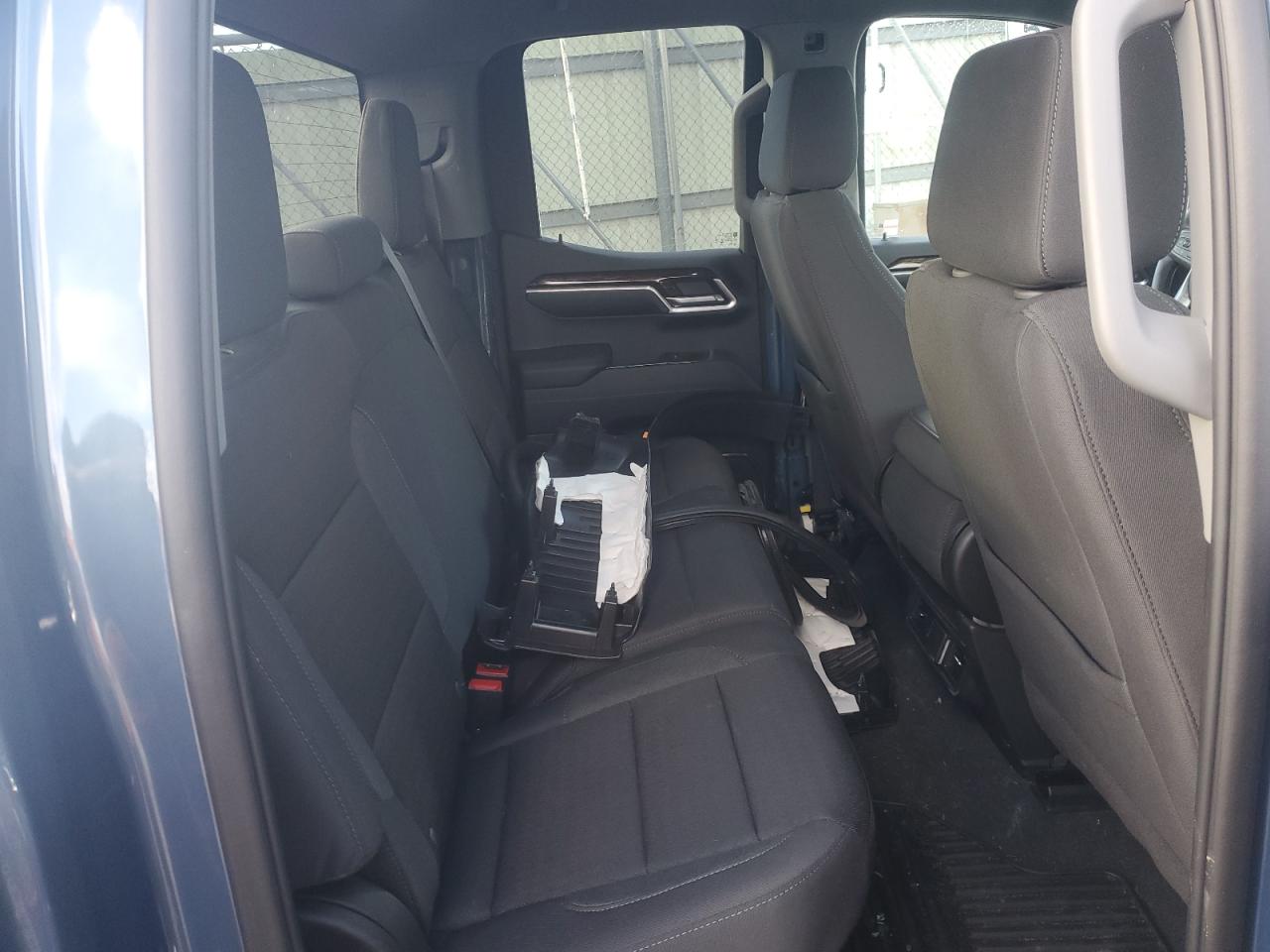 2024 GMC SIERRA K1500 SLE VIN:1GTRUBEK4RZ342092