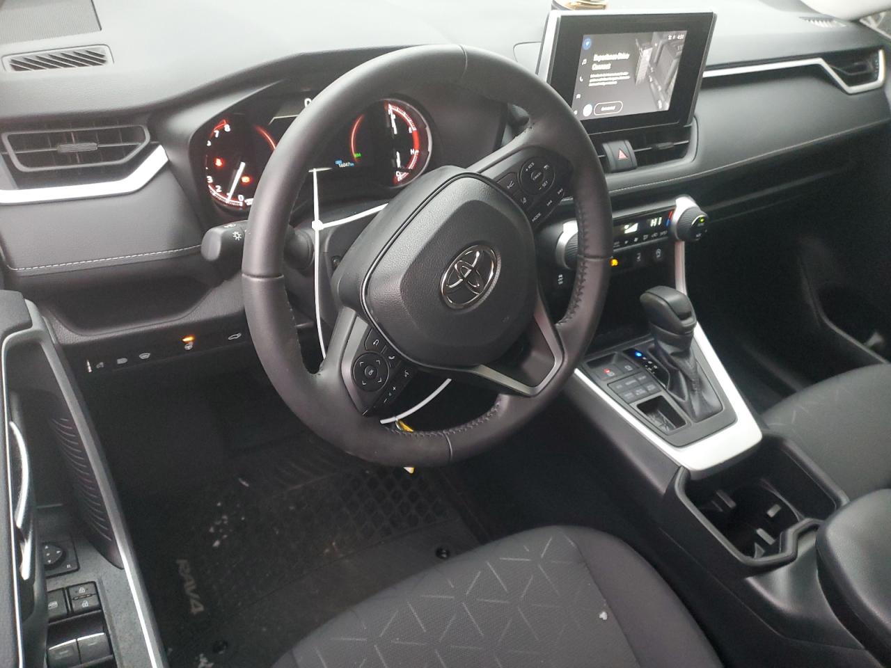 2024 TOYOTA RAV4 XLE VIN:2T3R1RFV7RC397180