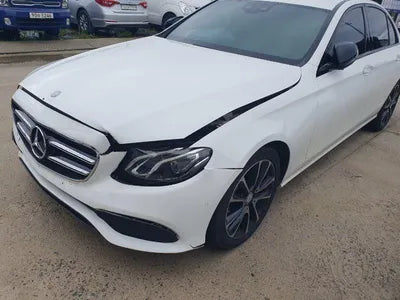 2017 Mercedes-Benz E 220 WDDZF0EB8HA111262 VIN:WDDZF0EB8HA111262