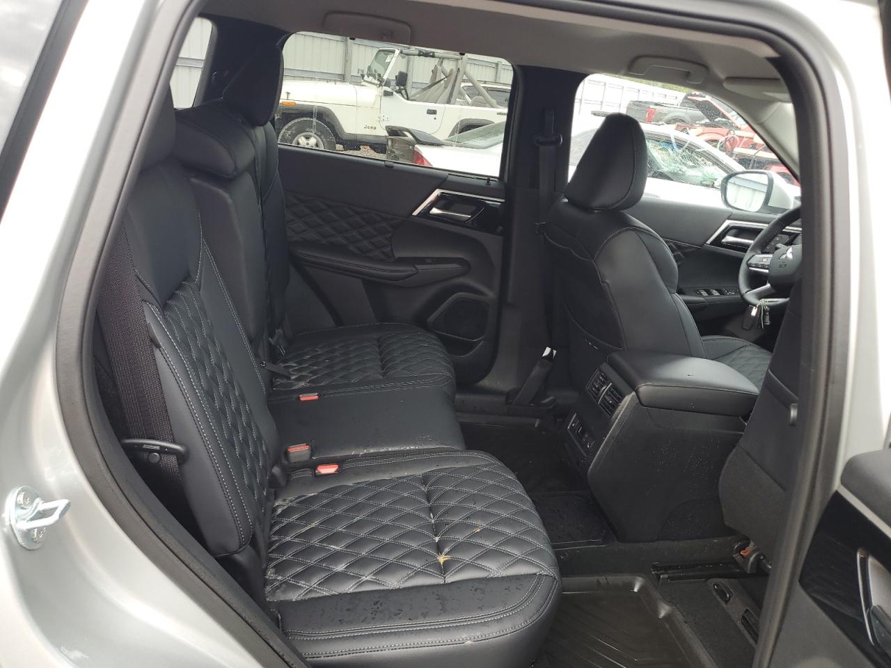 2024 MITSUBISHI OUTLANDER SEL VIN:JA4T5WA93RZ051249