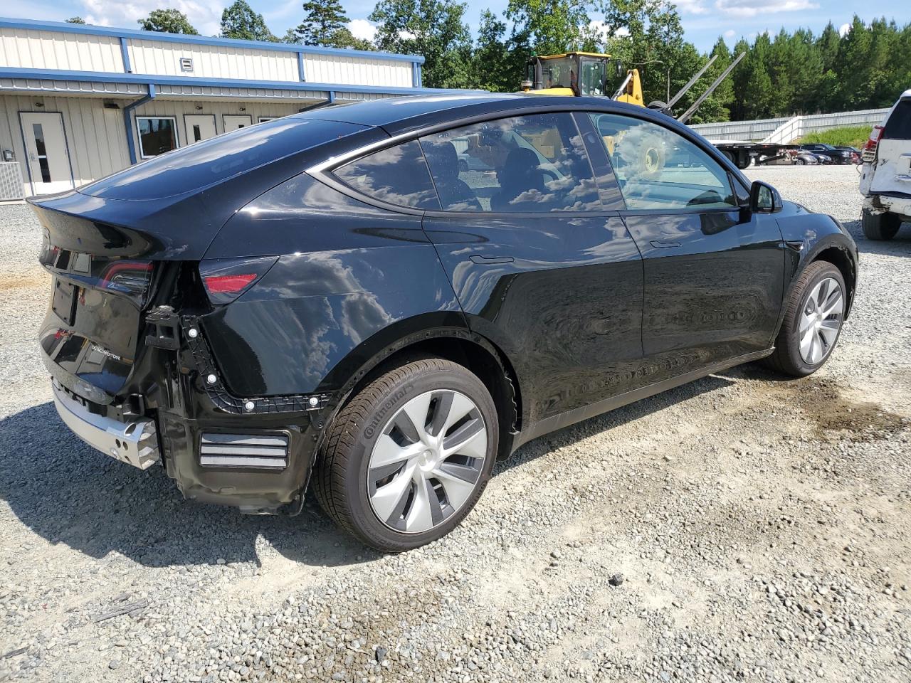 2023 TESLA MODEL Y  VIN:7SAYGDEE5PA181425