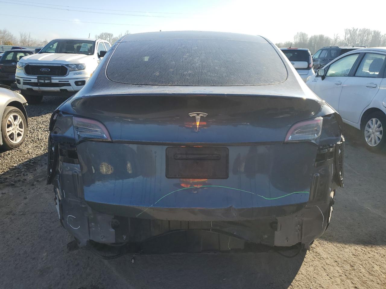 2022 TESLA MODEL Y  VIN:7SAYGDEE1NF575438