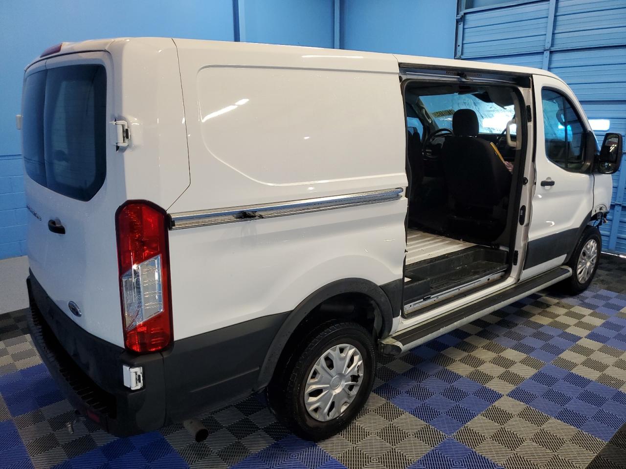 2022 FORD TRANSIT T-250 VIN:1FTBR1Y87NKA51747