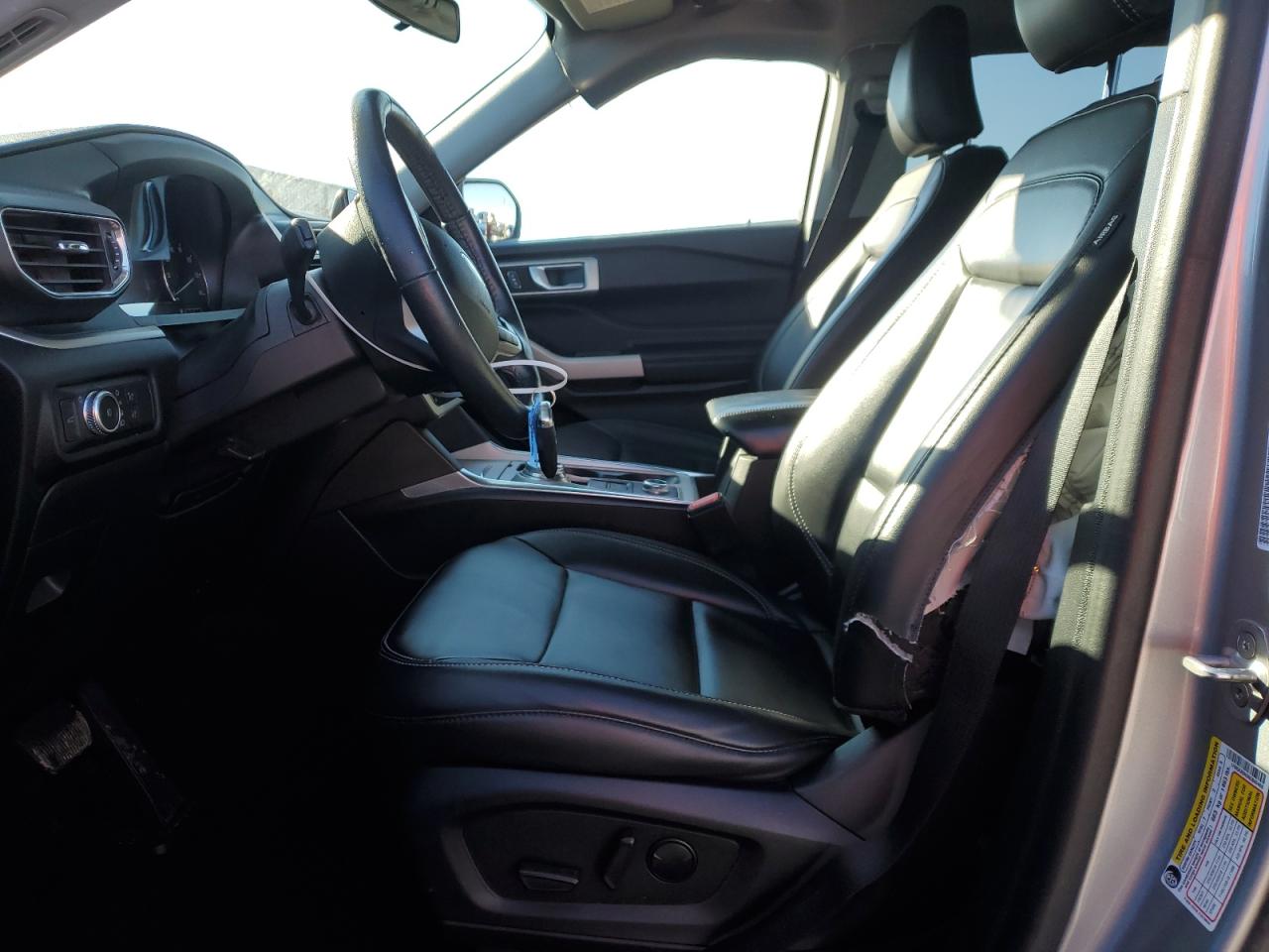 2022 FORD EXPLORER XLT VIN:1FMSK8DH3NGB05465