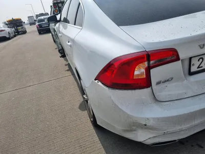 2018 Volvo S60 YV1FSA8BDJ2464396 VIN:YV1FSA8BDJ2464396