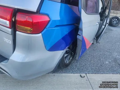 2015 Kia Carnival VIN: