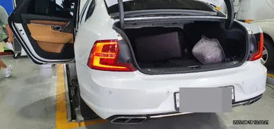2017 Volvo S90 VIN: