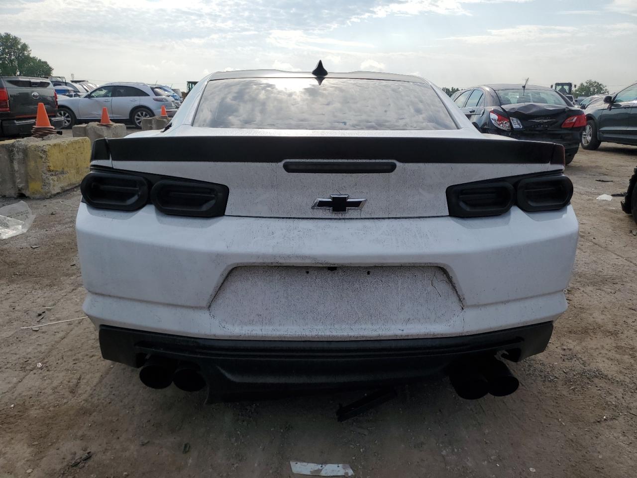 2022 CHEVROLET CAMARO LT1 VIN:1G1FF1R7XN0135615