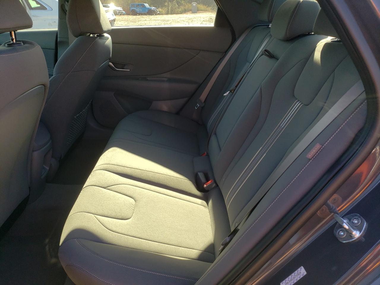 2024 HYUNDAI ELANTRA SEL VIN:KMHLS4DG1RU733620