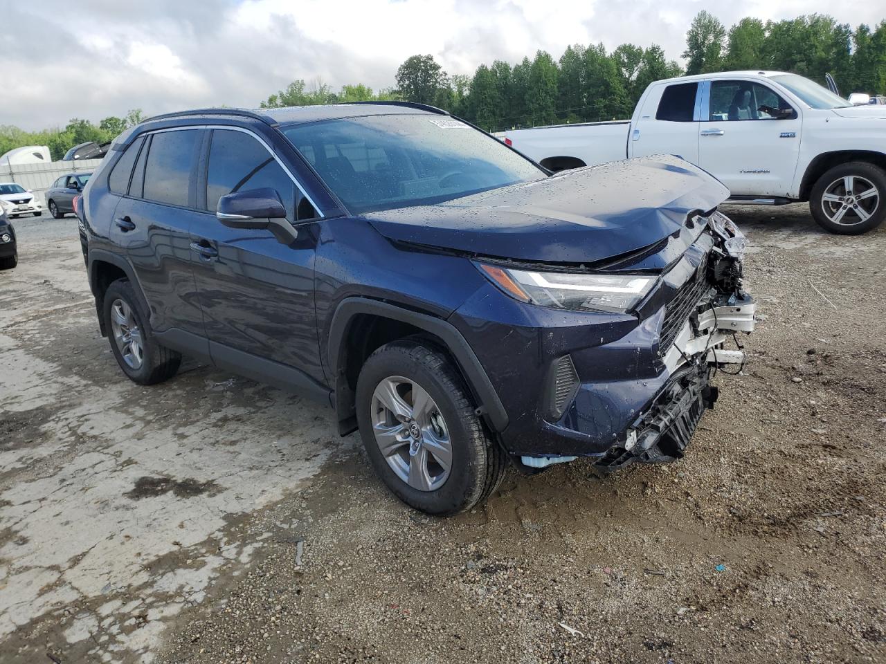 2024 TOYOTA RAV4 XLE VIN:2T3W1RFV5RW302679