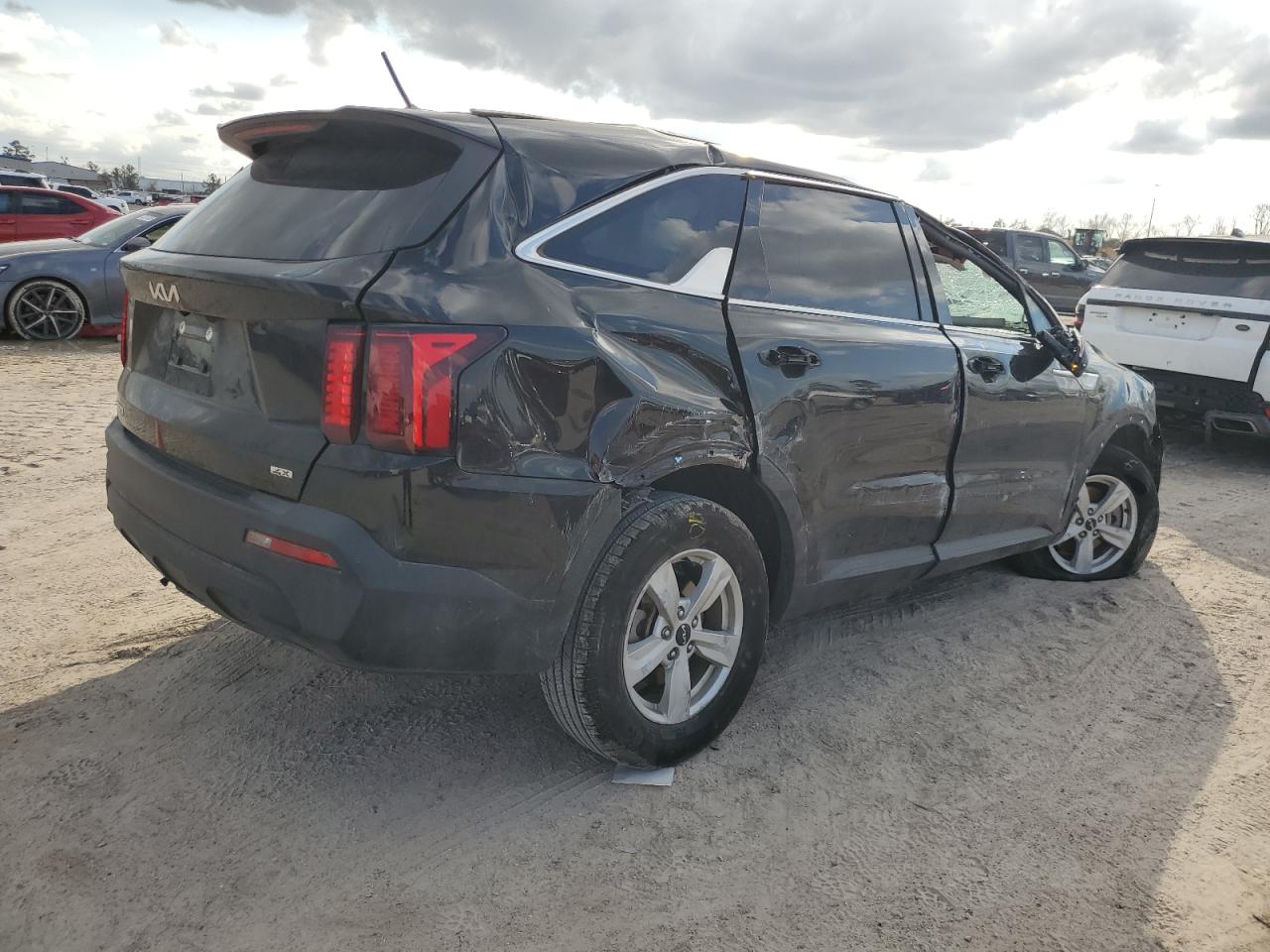 2023 KIA SORENTO LX VIN:5XYRGDLC7PG166830