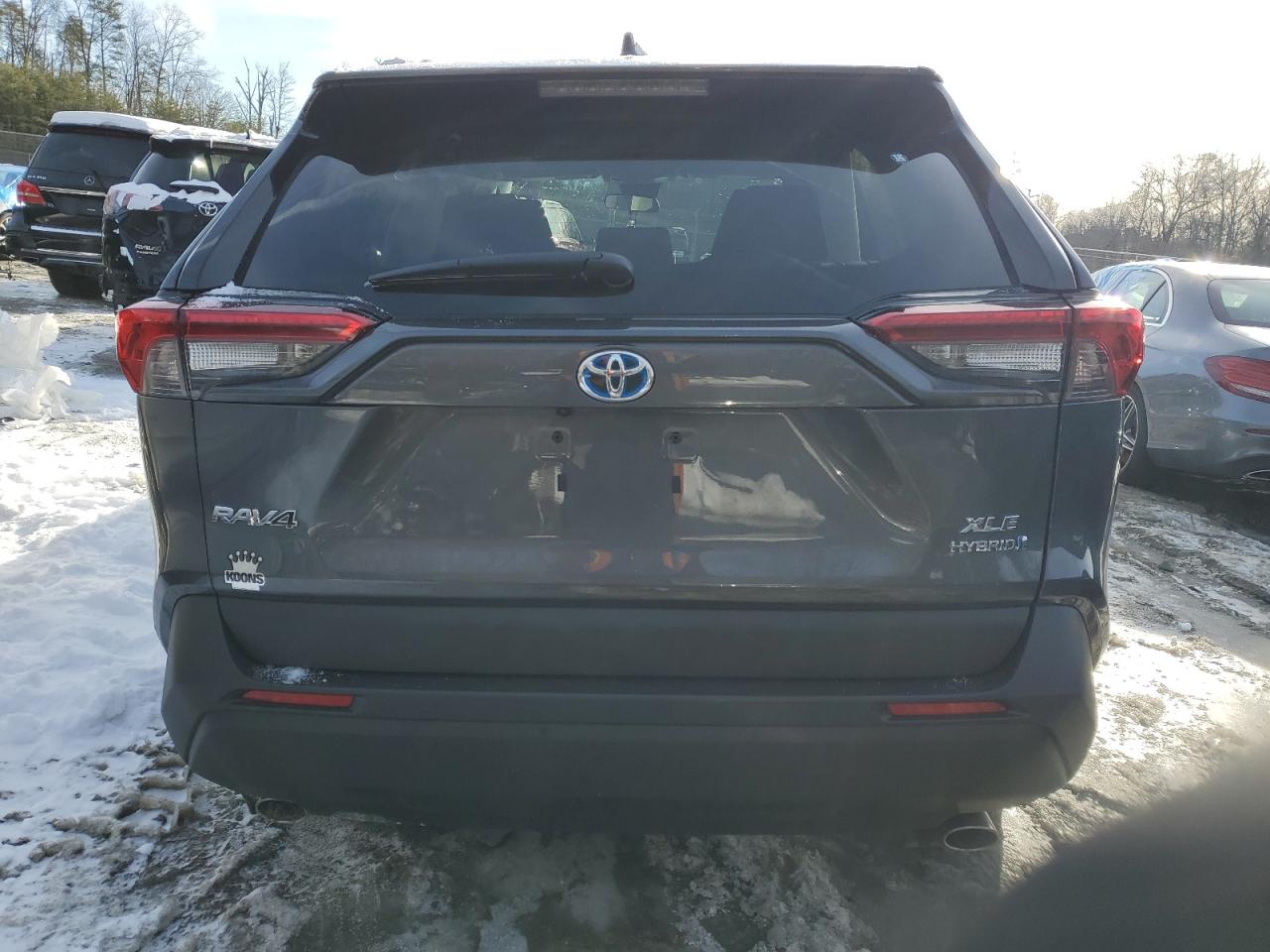 2024 TOYOTA RAV4 XLE VIN:2T3RWRFV2RW239863