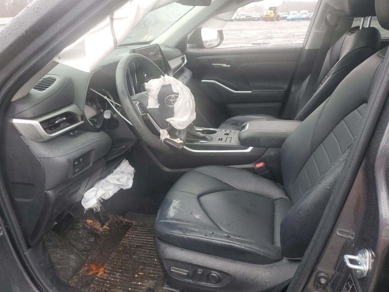 2024 TOYOTA HIGHLANDER LE VIN:5TDKDRBH8RS560265