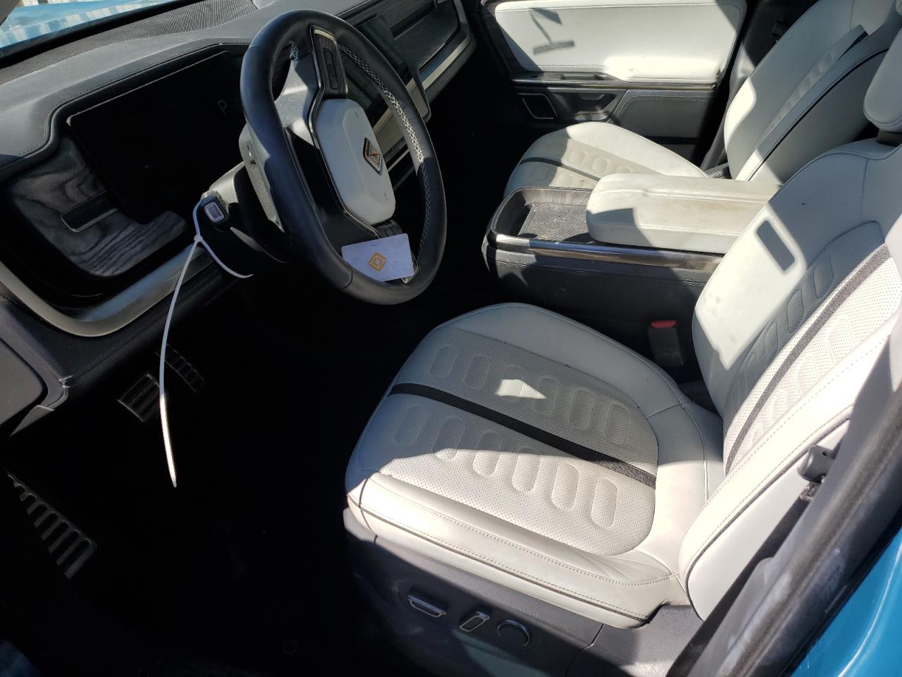 2022 RIVIAN R1T ADVENTURE VIN:7FCTGAAA0NN012904