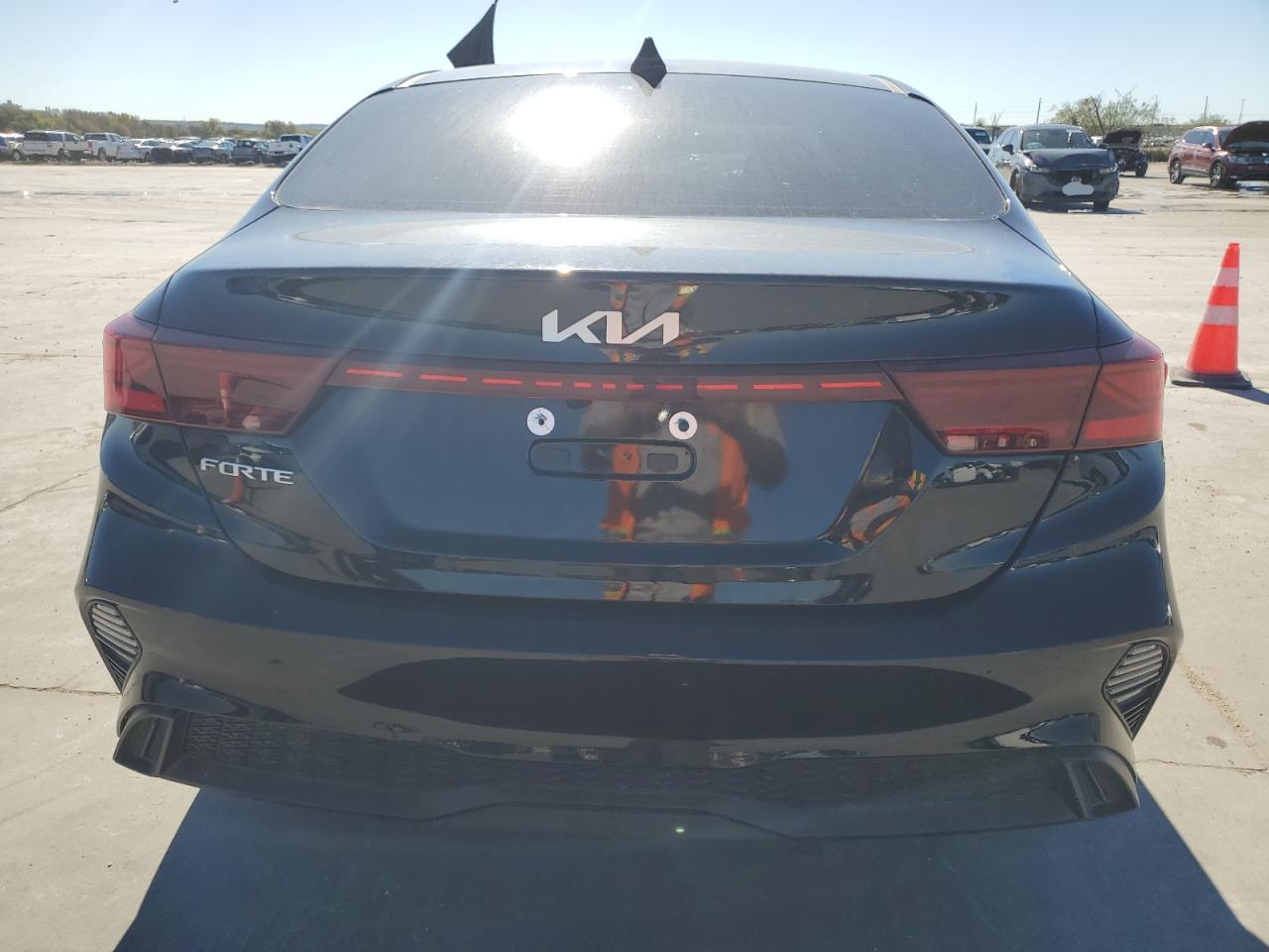 2024 KIA FORTE LX VIN:3KPF24ADXRE774211