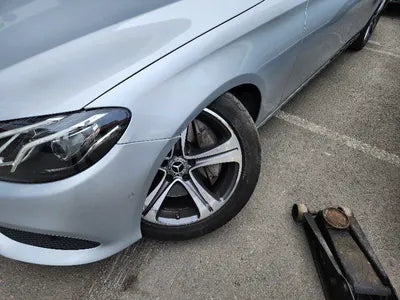 2019 Mercedes-Benz E 300 WDDZF4JB3KA631194 VIN:WDDZF4JB3KA631194