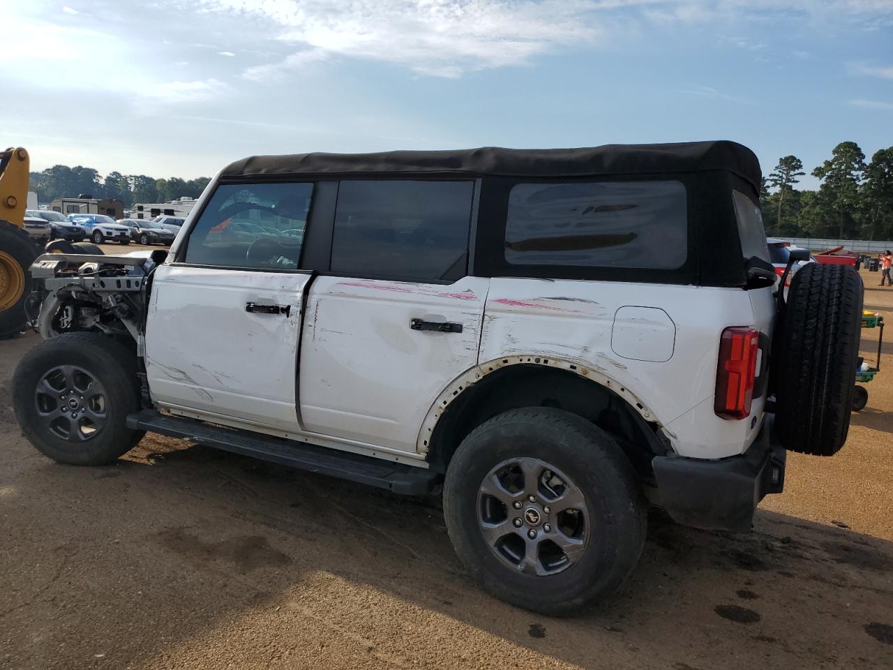 2022 FORD BRONCO BASE VIN:1FMDE5BH7NLB14131