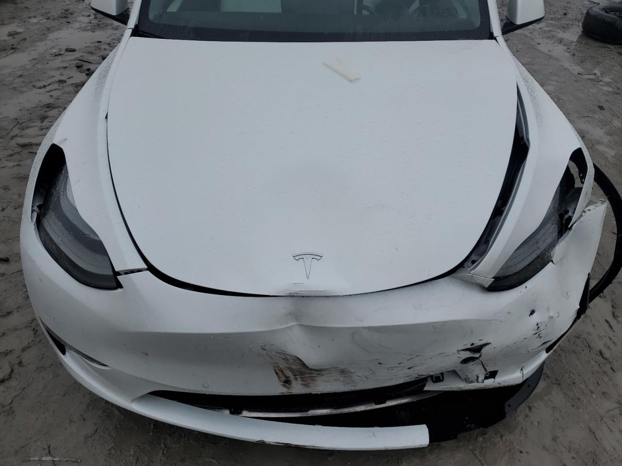2022 TESLA MODEL Y  VIN:7SAYGDEF0NF539393