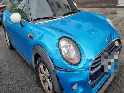 2016 MINI Cooper VIN: