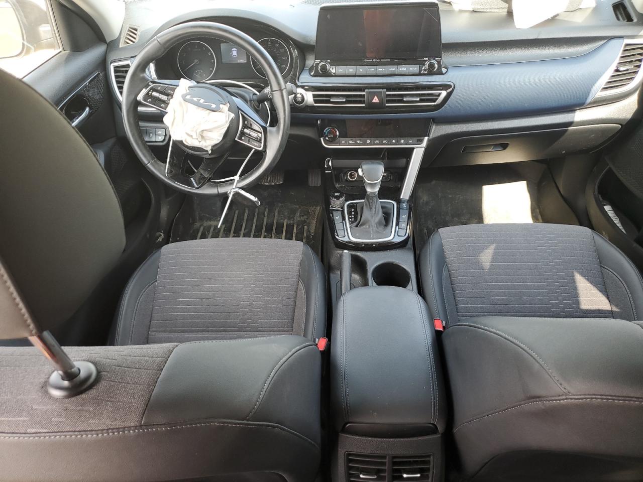 2022 KIA SELTOS NIGHTFALL VIN:WP0AA2A8XNS255297