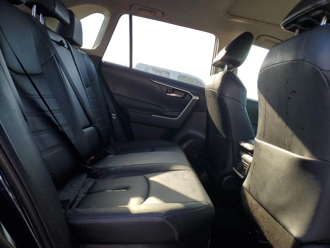 2024 TOYOTA RAV4 XLE PREMIUM VIN:JTMB6RFV6RD126514
