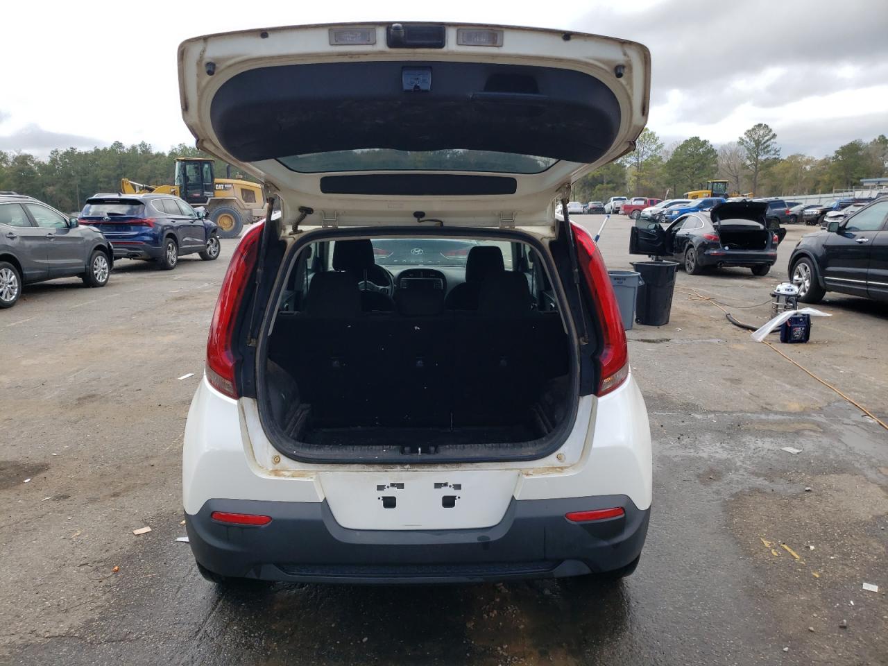 2022 KIA SOUL LX VIN:KNDJ23AU1N7800452