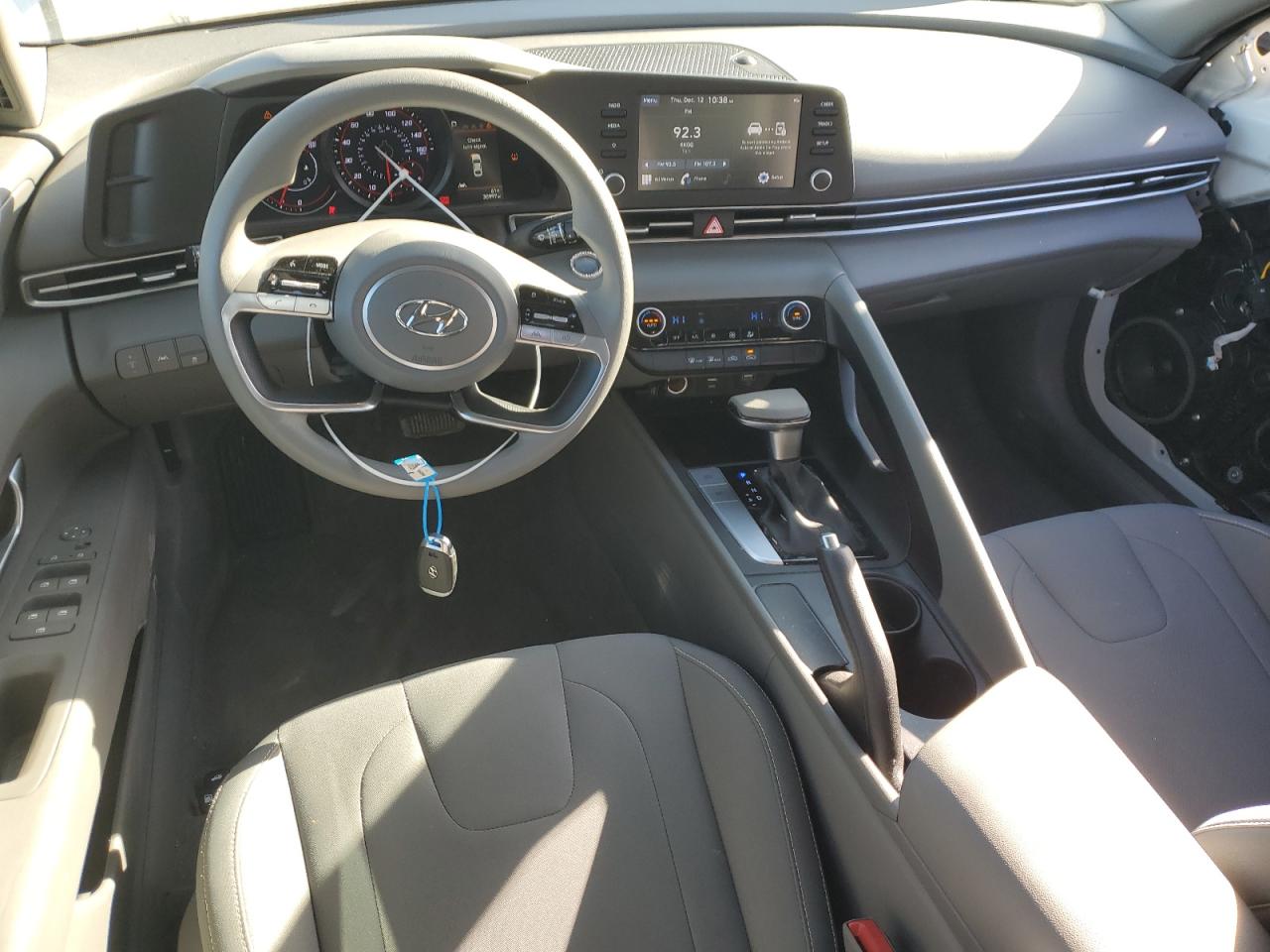 2022 HYUNDAI ELANTRA SEL VIN:5NPLM4AG7NH067127