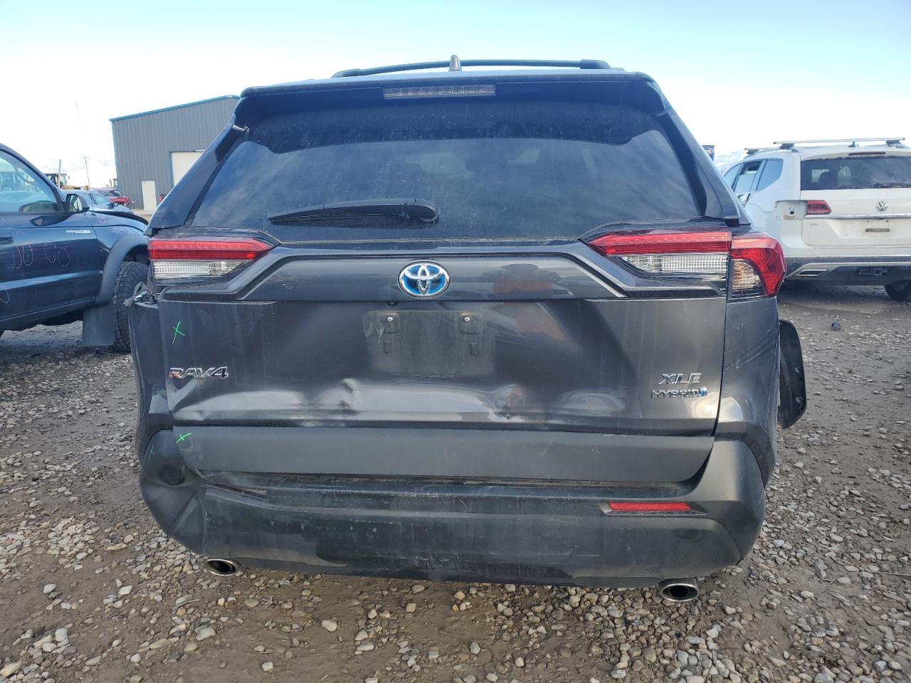 2024 TOYOTA RAV4 XLE VIN:2T3RWRFV9RW213082