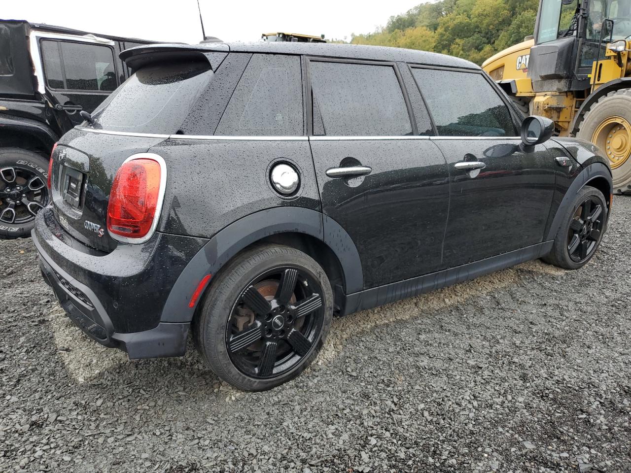 2023 MINI COOPER S VIN:WMW53DK00P2T81135