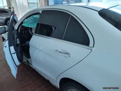 2015 Mercedes-Benz C 220 VIN: