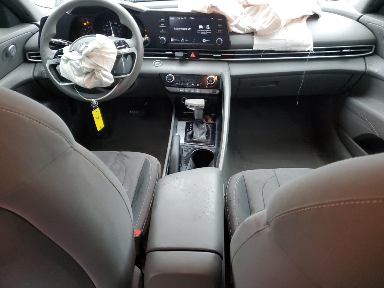 2022 HYUNDAI ELANTRA SEL VIN:5NPLM4AG5NH059222