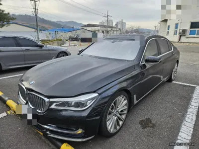2015 BMW 750 VIN: