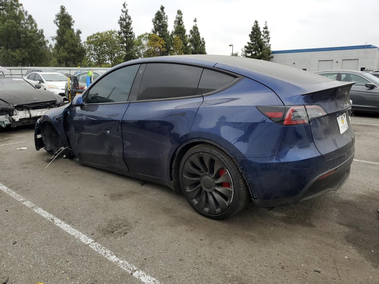 2022 TESLA MODEL Y  VIN:7SAYGDEF2NF524037
