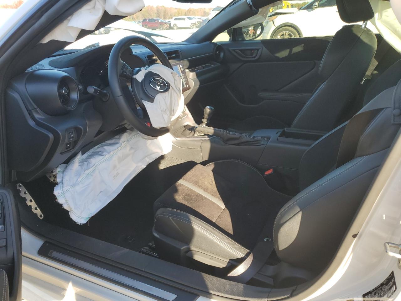 2024 TOYOTA GR 86 PREMIUM VIN:JF1ZNBE11R9758093