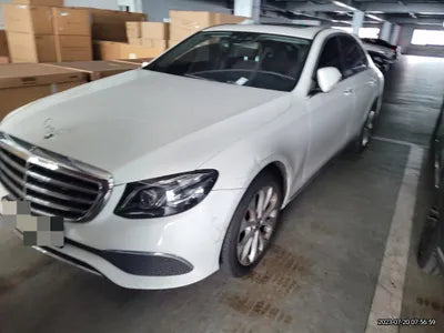 2018 Mercedes-Benz E 300 VIN: